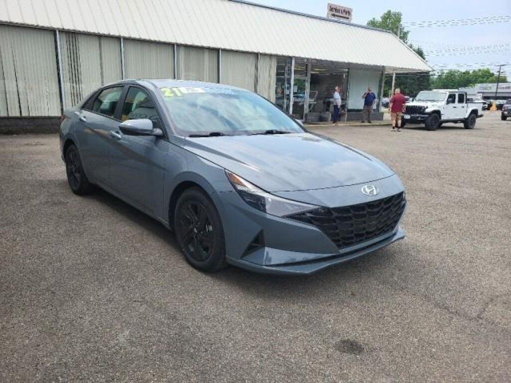 2023 Hyundai Elantra SEL Owego NY