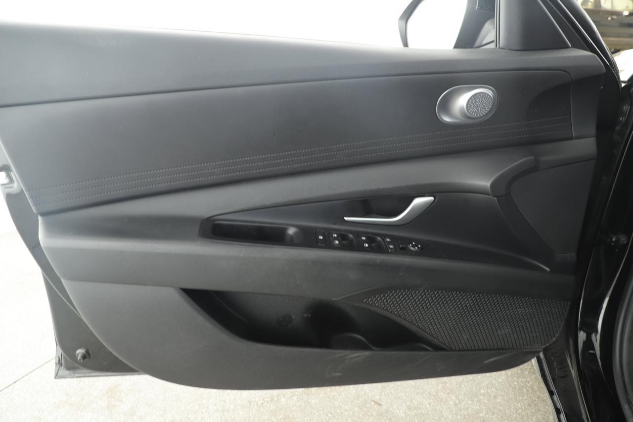 2023 Hyundai Elantra SEL New Braunfels TX