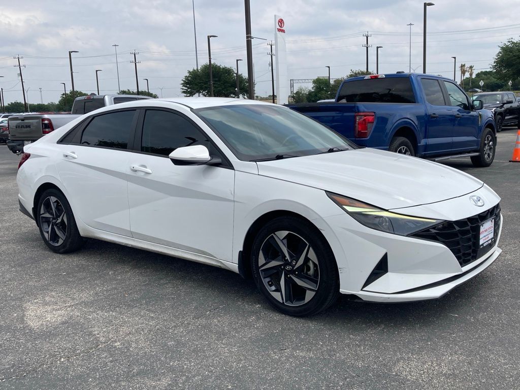 2023 Hyundai Elantra SEL