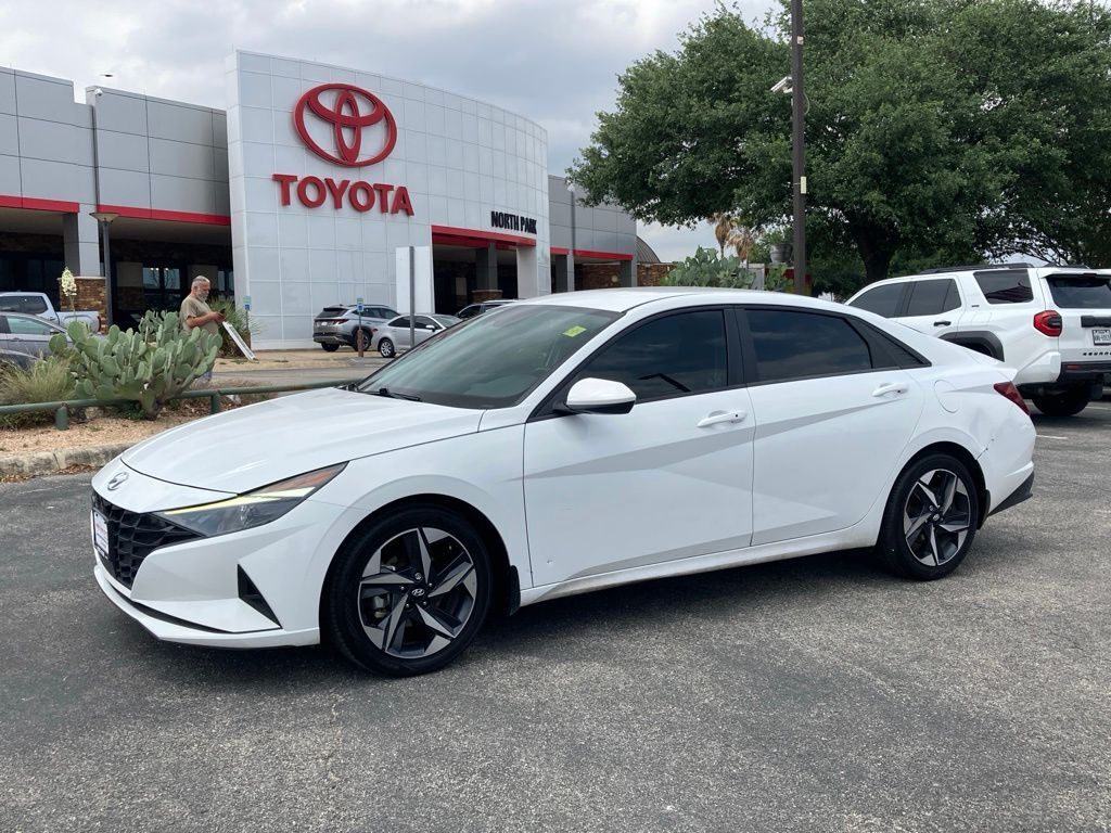 2023 Hyundai Elantra SEL