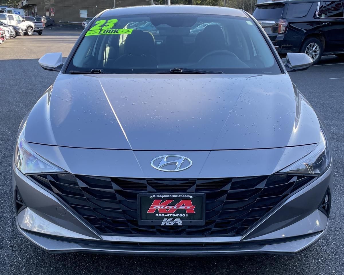 2023 Hyundai Elantra SEL Sedan 4D