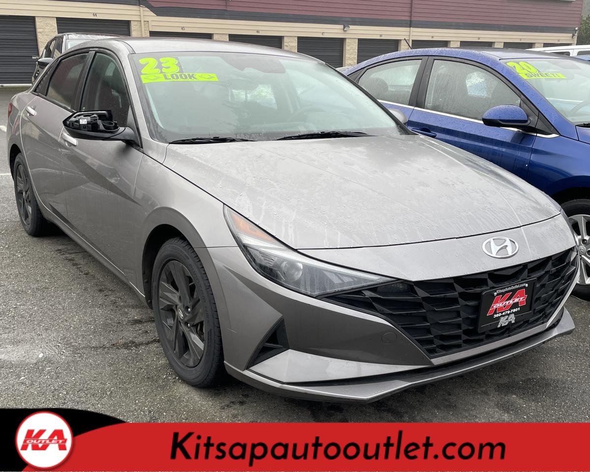 2023 Hyundai Elantra SEL Sedan 4D