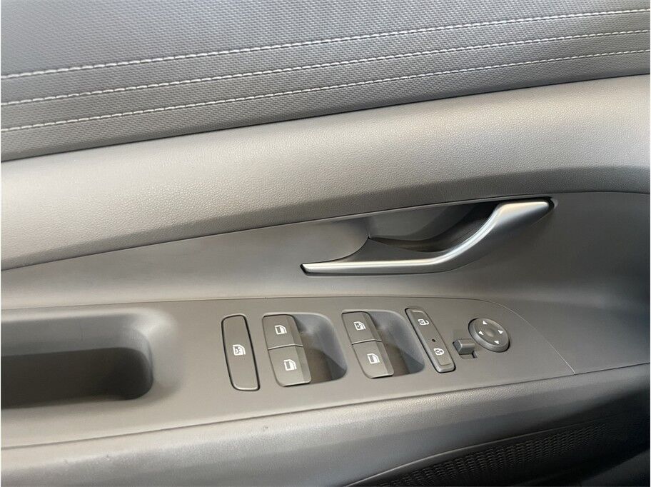 2023 Hyundai Elantra SEL Sedan 4D Port Orchard WA