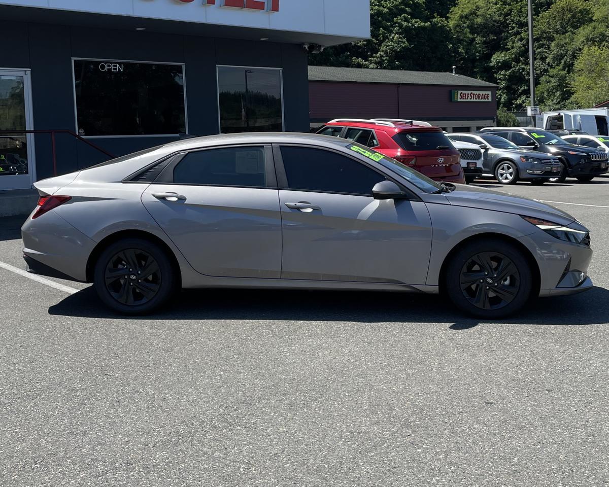 2023 Hyundai Elantra SEL Sedan 4D Port Orchard WA