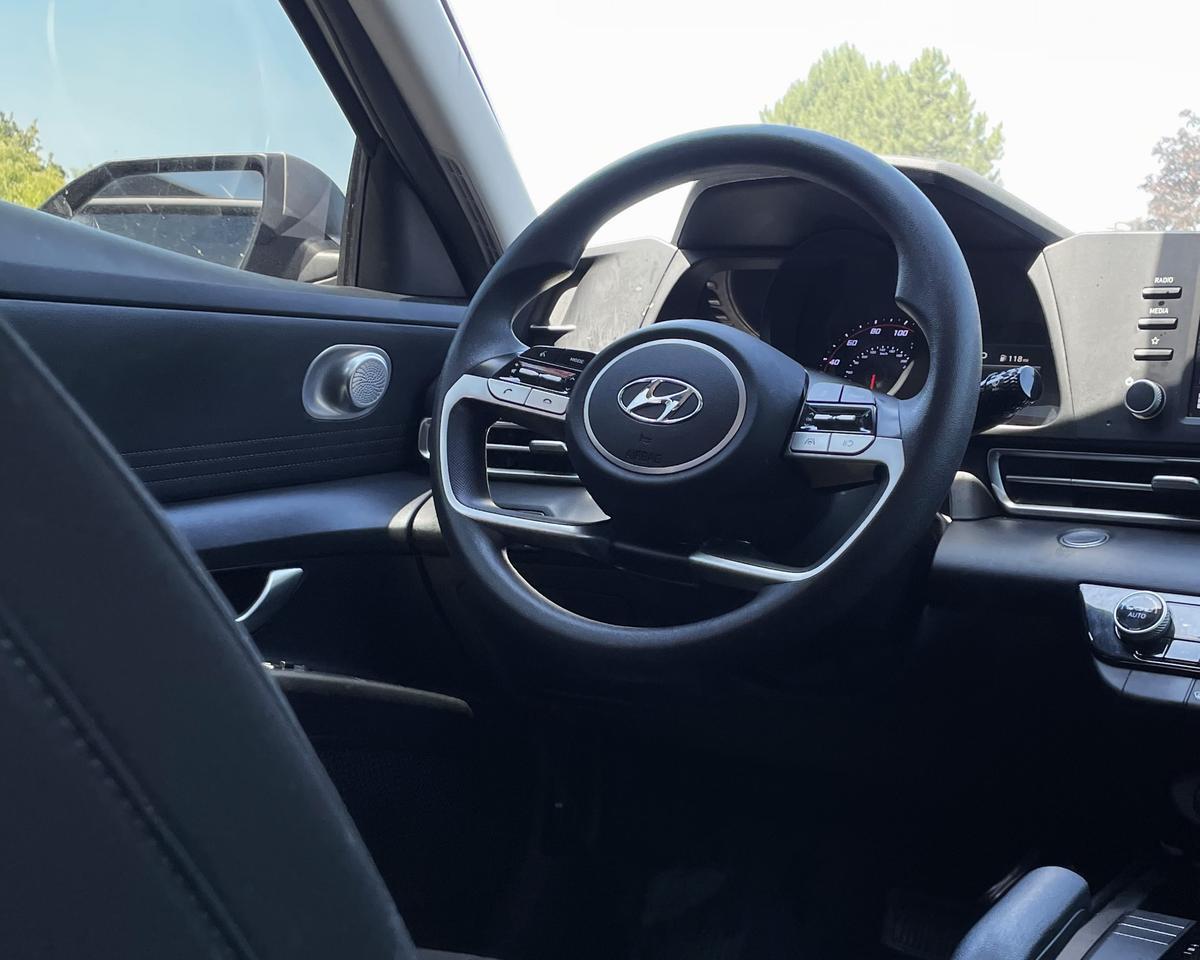 2023 Hyundai Elantra SEL Sedan 4D Port Orchard WA