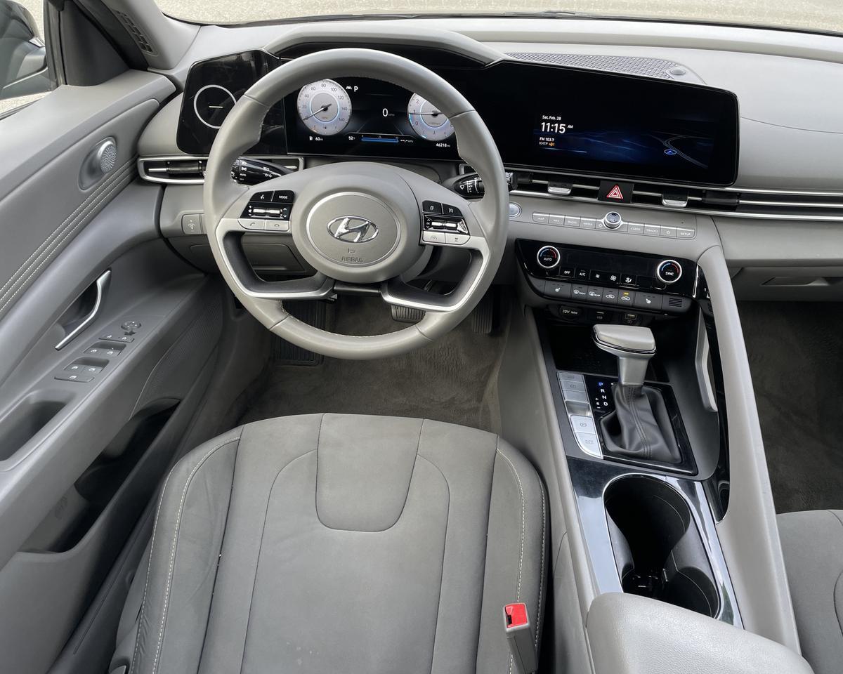 2023 Hyundai Elantra SEL Sedan 4D Port Orchard WA