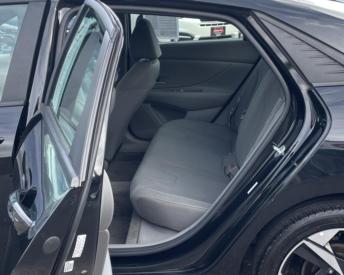 2023 Hyundai Elantra SEL Sedan 4D Port Orchard WA