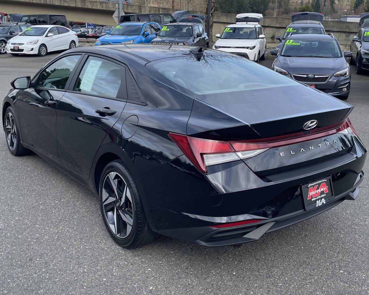 2023 Hyundai Elantra SEL Sedan 4D Port Orchard WA