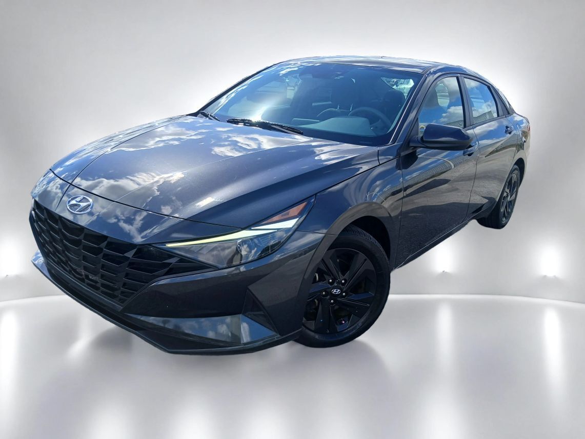 2023 Hyundai Elantra SEL Sedan 4D