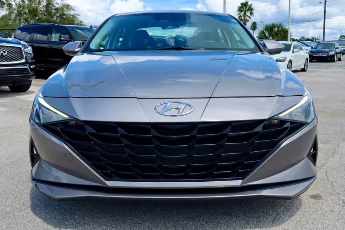2023 Hyundai Elantra SEL Sedan 4D Maitland FL