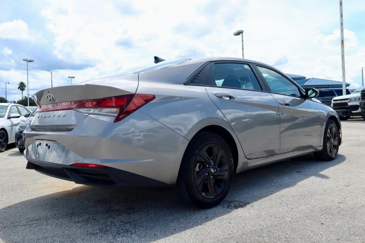 2023 Hyundai Elantra SEL Sedan 4D Maitland FL