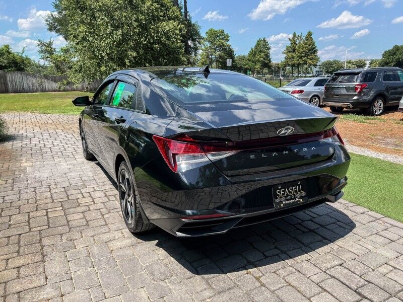 2023 Hyundai Elantra SEL Wilmington NC