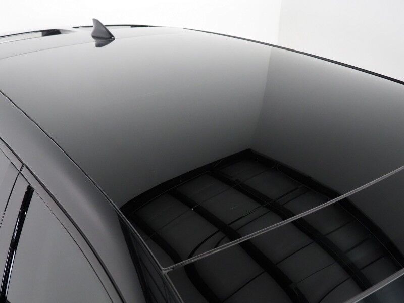 2023 Hyundai IONIQ 5 Limited AWD *HEADS-UP DISPLAY, PANORAMA GLASS ROOF, NAVIGATION, ADAPTIVE CRUISE, 360 VIEW CAMERAS, SMART PARKING, CLIMATE SEATS, HEATED STEERING, WIRELESS CHARGING, BOSE AUDIO, ANDROID & APPLE Round Rock TX