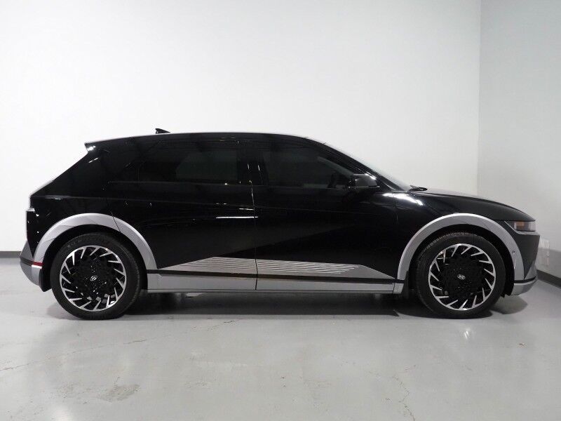 2023 Hyundai IONIQ 5 Limited AWD *HEADS-UP DISPLAY, PANORAMA GLASS ROOF, NAVIGATION, ADAPTIVE CRUISE, 360 VIEW CAMERAS, SMART PARKING, CLIMATE SEATS, HEATED STEERING, WIRELESS CHARGING, BOSE AUDIO, ANDROID & APPLE Round Rock TX