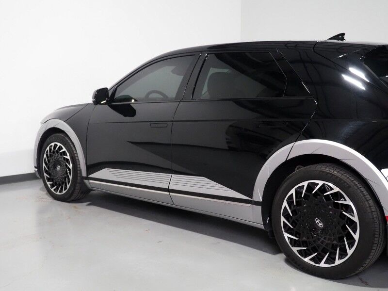 2023 Hyundai IONIQ 5 Limited AWD *HEADS-UP DISPLAY, PANORAMA GLASS ROOF, NAVIGATION, ADAPTIVE CRUISE, 360 VIEW CAMERAS, SMART PARKING, CLIMATE SEATS, HEATED STEERING, WIRELESS CHARGING, BOSE AUDIO, ANDROID & APPLE Round Rock TX