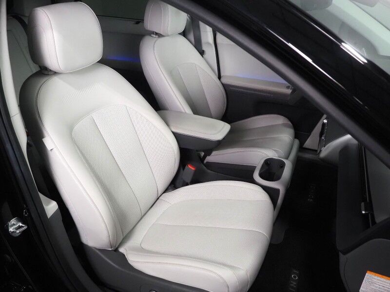 2023 Hyundai IONIQ 5 Limited AWD *HEADS-UP DISPLAY, PANORAMA GLASS ROOF, NAVIGATION, ADAPTIVE CRUISE, 360 VIEW CAMERAS, SMART PARKING, CLIMATE SEATS, HEATED STEERING, WIRELESS CHARGING, BOSE AUDIO, ANDROID & APPLE Round Rock TX