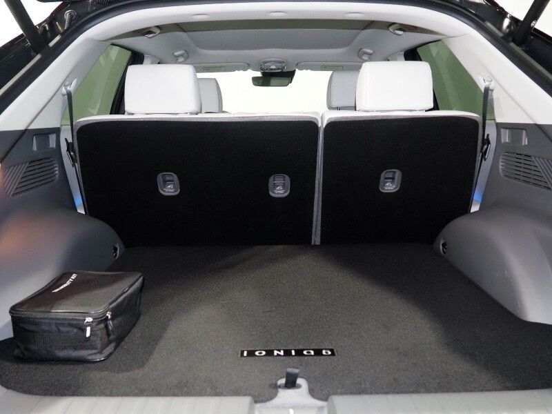 2023 Hyundai IONIQ 5 Limited AWD *HEADS-UP DISPLAY, PANORAMA GLASS ROOF, NAVIGATION, ADAPTIVE CRUISE, 360 VIEW CAMERAS, SMART PARKING, CLIMATE SEATS, HEATED STEERING, WIRELESS CHARGING, BOSE AUDIO, ANDROID & APPLE Round Rock TX