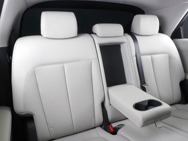 2023 Hyundai IONIQ 5 Limited AWD *HEADS-UP DISPLAY, PANORAMA GLASS ROOF, NAVIGATION, ADAPTIVE CRUISE, 360 VIEW CAMERAS, SMART PARKING, CLIMATE SEATS, HEATED STEERING, WIRELESS CHARGING, BOSE AUDIO, ANDROID & APPLE Round Rock TX