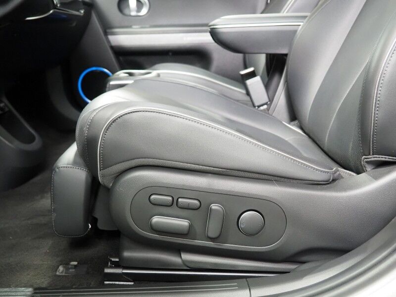 2023 Hyundai IONIQ 5 Limited AWD *HEADS-UP DISPLAY, PANORAMA GLASS ROOF, NAVIGATION, ADAPTIVE CRUISE, 360 VIEW CAMERAS, SMART PARKING, CLIMATE SEATS, HEATED STEERING, WIRELESS CHARGING, BOSE AUDIO, ANDROID & APPLE Round Rock TX