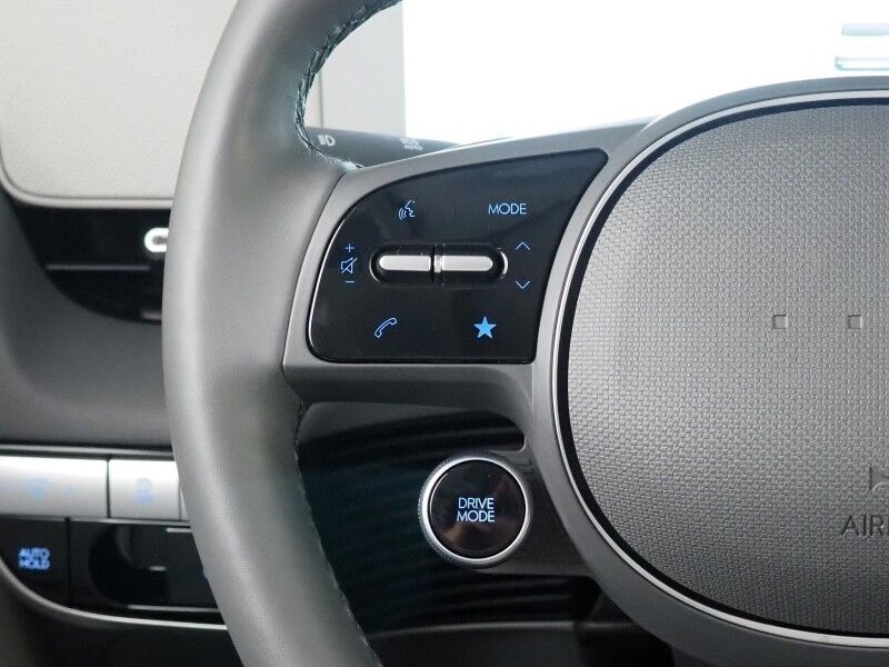 2023 Hyundai IONIQ 5 Limited AWD *HEADS-UP DISPLAY, PANORAMA GLASS ROOF, NAVIGATION, ADAPTIVE CRUISE, 360 VIEW CAMERAS, SMART PARKING, CLIMATE SEATS, HEATED STEERING, WIRELESS CHARGING, BOSE AUDIO, ANDROID & APPLE Round Rock TX