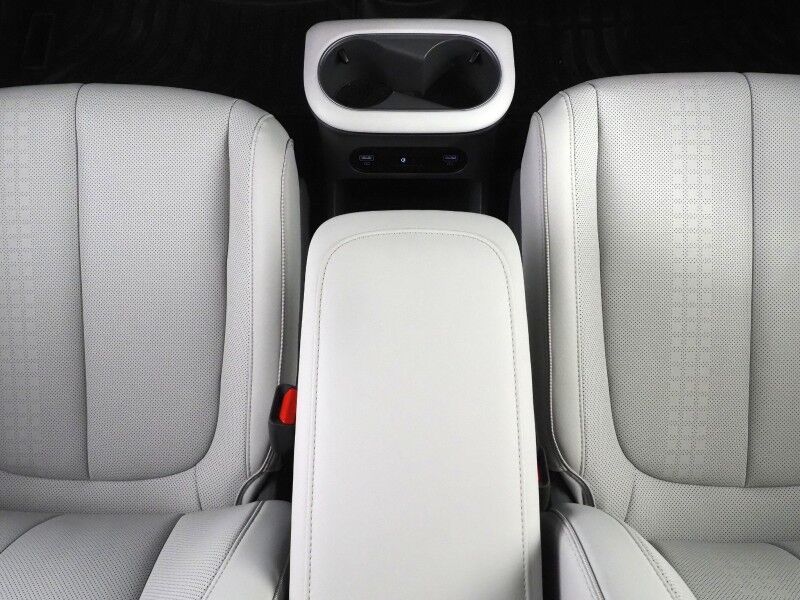 2023 Hyundai IONIQ 5 Limited AWD *HEADS-UP DISPLAY, PANORAMA GLASS ROOF, NAVIGATION, ADAPTIVE CRUISE, 360 VIEW CAMERAS, SMART PARKING, CLIMATE SEATS, HEATED STEERING, WIRELESS CHARGING, BOSE AUDIO, ANDROID & APPLE Round Rock TX