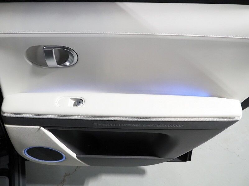 2023 Hyundai IONIQ 5 Limited AWD *HEADS-UP DISPLAY, PANORAMA GLASS ROOF, NAVIGATION, ADAPTIVE CRUISE, 360 VIEW CAMERAS, SMART PARKING, CLIMATE SEATS, HEATED STEERING, WIRELESS CHARGING, BOSE AUDIO, ANDROID & APPLE Round Rock TX