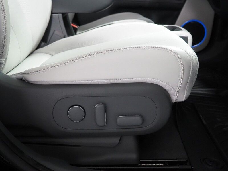 2023 Hyundai IONIQ 5 Limited AWD *HEADS-UP DISPLAY, PANORAMA GLASS ROOF, NAVIGATION, ADAPTIVE CRUISE, 360 VIEW CAMERAS, SMART PARKING, CLIMATE SEATS, HEATED STEERING, WIRELESS CHARGING, BOSE AUDIO, ANDROID & APPLE Round Rock TX