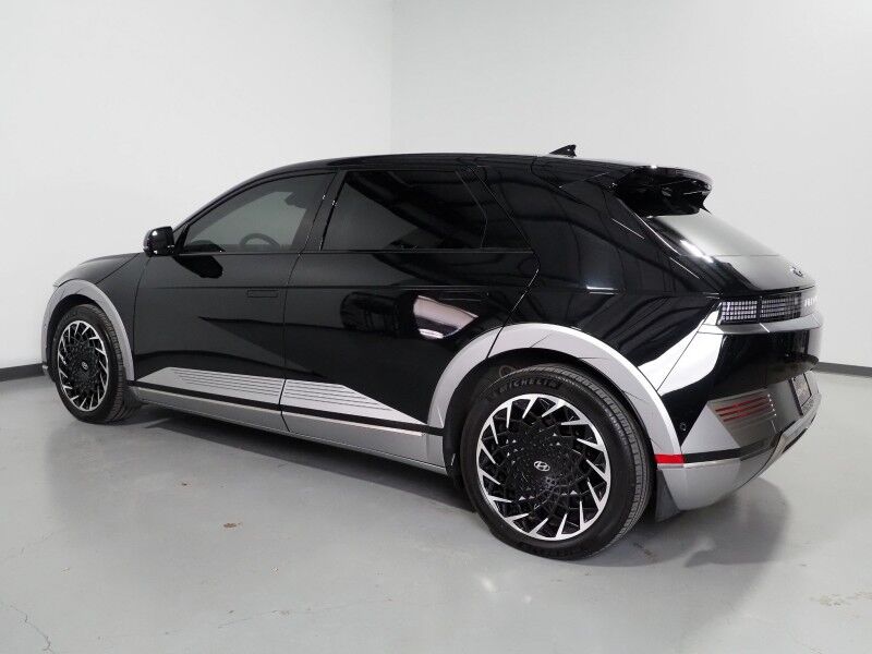 2023 Hyundai IONIQ 5 Limited AWD *HEADS-UP DISPLAY, PANORAMA GLASS ROOF, NAVIGATION, ADAPTIVE CRUISE, 360 VIEW CAMERAS, SMART PARKING, CLIMATE SEATS, HEATED STEERING, WIRELESS CHARGING, BOSE AUDIO, ANDROID & APPLE Round Rock TX