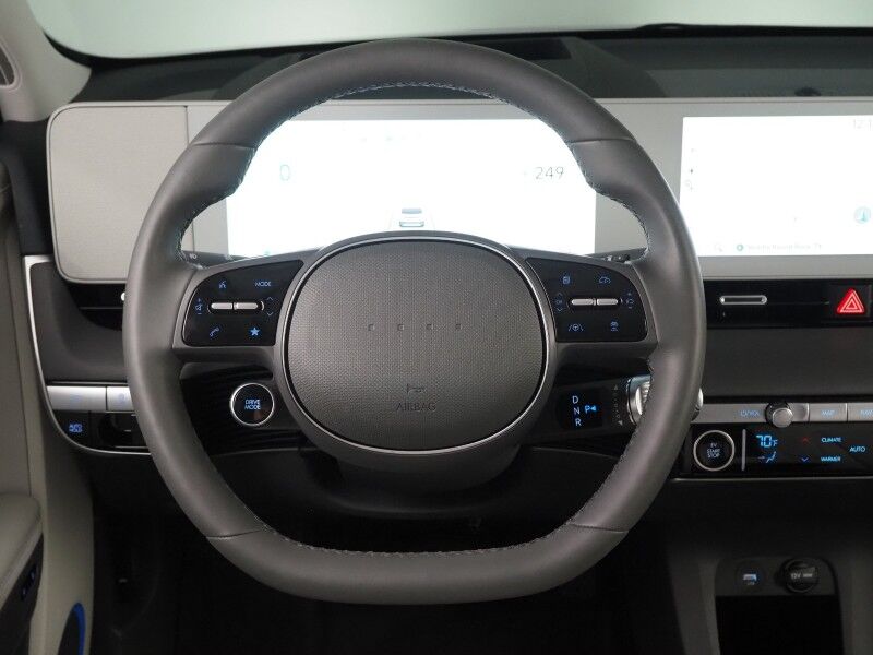 2023 Hyundai IONIQ 5 Limited AWD *HEADS-UP DISPLAY, PANORAMA GLASS ROOF, NAVIGATION, ADAPTIVE CRUISE, 360 VIEW CAMERAS, SMART PARKING, CLIMATE SEATS, HEATED STEERING, WIRELESS CHARGING, BOSE AUDIO, ANDROID & APPLE Round Rock TX