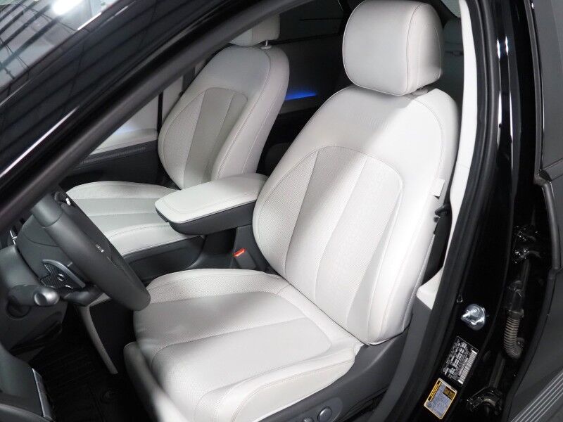 2023 Hyundai IONIQ 5 Limited AWD *HEADS-UP DISPLAY, PANORAMA GLASS ROOF, NAVIGATION, ADAPTIVE CRUISE, 360 VIEW CAMERAS, SMART PARKING, CLIMATE SEATS, HEATED STEERING, WIRELESS CHARGING, BOSE AUDIO, ANDROID & APPLE Round Rock TX