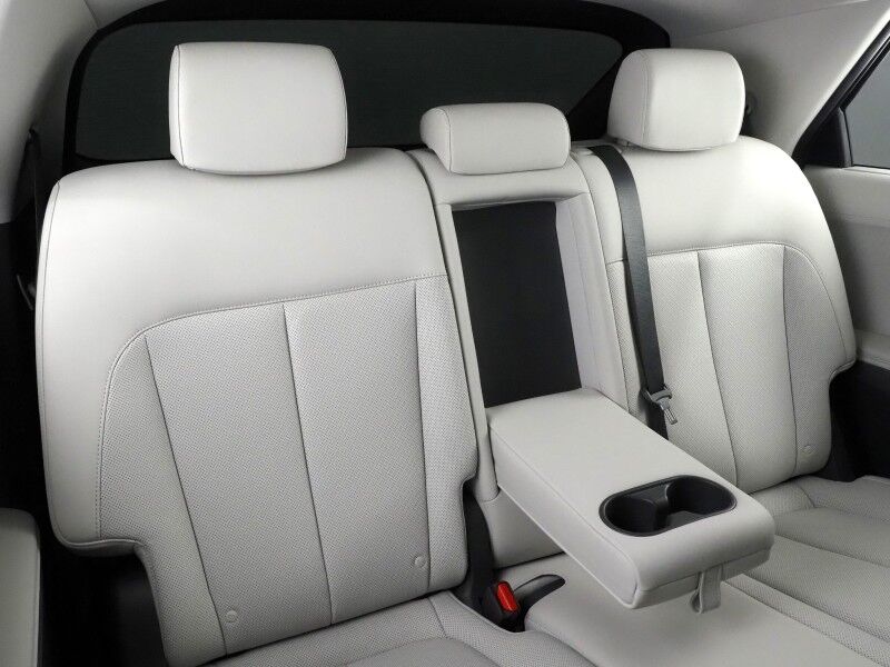 2023 Hyundai IONIQ 5 Limited AWD *HEADS-UP DISPLAY, PANORAMA GLASS ROOF, NAVIGATION, ADAPTIVE CRUISE, 360 VIEW CAMERAS, SMART PARKING, CLIMATE SEATS, HEATED STEERING, WIRELESS CHARGING, BOSE AUDIO, ANDROID & APPLE Round Rock TX