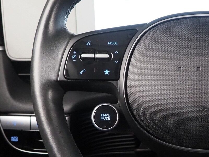 2023 Hyundai IONIQ 5 Limited AWD *HEADS-UP DISPLAY, PANORAMA GLASS ROOF, NAVIGATION, ADAPTIVE CRUISE, 360 VIEW CAMERAS, SMART PARKING, CLIMATE SEATS, HEATED STEERING, WIRELESS CHARGING, BOSE AUDIO, APPLE CARPLAY Round Rock TX