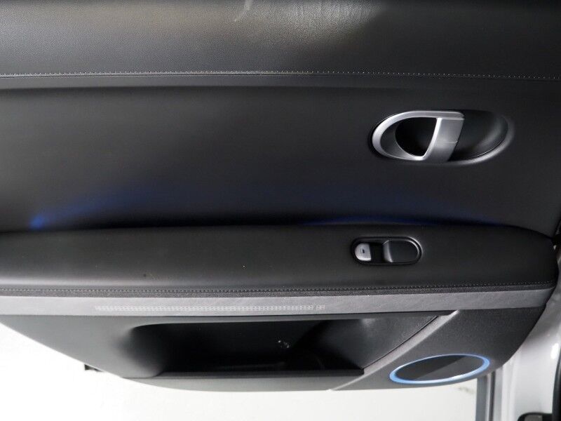 2023 Hyundai IONIQ 5 Limited AWD *HEADS-UP DISPLAY, PANORAMA GLASS ROOF, NAVIGATION, ADAPTIVE CRUISE, 360 VIEW CAMERAS, SMART PARKING, CLIMATE SEATS, HEATED STEERING, WIRELESS CHARGING, BOSE AUDIO, APPLE CARPLAY Round Rock TX