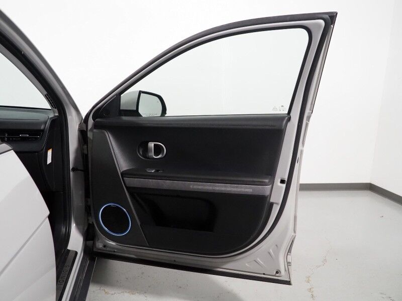 2023 Hyundai IONIQ 5 Limited AWD *HEADS-UP DISPLAY, PANORAMA GLASS ROOF, NAVIGATION, ADAPTIVE CRUISE, 360 VIEW CAMERAS, SMART PARKING, CLIMATE SEATS, HEATED STEERING, WIRELESS CHARGING, BOSE AUDIO, APPLE CARPLAY Round Rock TX