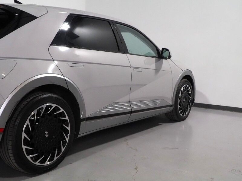 2023 Hyundai IONIQ 5 Limited AWD *HEADS-UP DISPLAY, PANORAMA GLASS ROOF, NAVIGATION, ADAPTIVE CRUISE, 360 VIEW CAMERAS, SMART PARKING, CLIMATE SEATS, HEATED STEERING, WIRELESS CHARGING, BOSE AUDIO, APPLE CARPLAY Round Rock TX