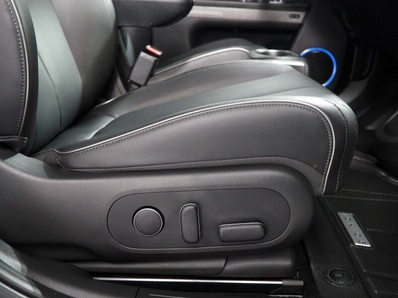 2023 Hyundai IONIQ 5 Limited AWD *HEADS-UP DISPLAY, PANORAMA GLASS ROOF, NAVIGATION, ADAPTIVE CRUISE, 360 VIEW CAMERAS, SMART PARKING, CLIMATE SEATS, HEATED STEERING, WIRELESS CHARGING, BOSE AUDIO, APPLE CARPLAY Round Rock TX