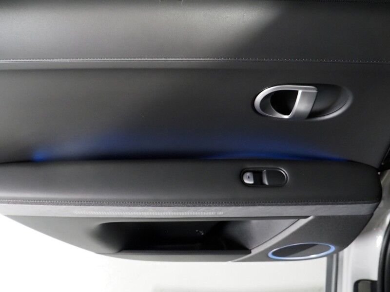 2023 Hyundai IONIQ 5 Limited AWD *HEADS-UP DISPLAY, PANORAMA GLASS ROOF, NAVIGATION, ADAPTIVE CRUISE, 360 VIEW CAMERAS, SMART PARKING, CLIMATE SEATS, HEATED STEERING, WIRELESS CHARGING, BOSE AUDIO, APPLE CARPLAY Round Rock TX