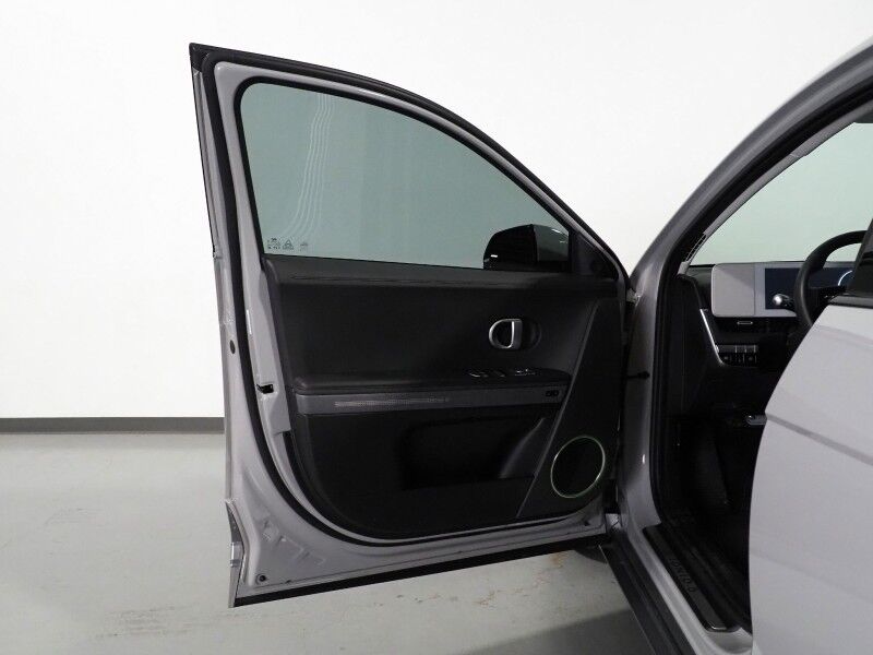 2023 Hyundai IONIQ 5 Limited AWD *HEADS-UP DISPLAY, PANORAMA GLASS ROOF, NAVIGATION, ADAPTIVE CRUISE, 360 VIEW CAMERAS, SMART PARKING, CLIMATE SEATS, HEATED STEERING, WIRELESS CHARGING, BOSE AUDIO, APPLE CARPLAY Round Rock TX