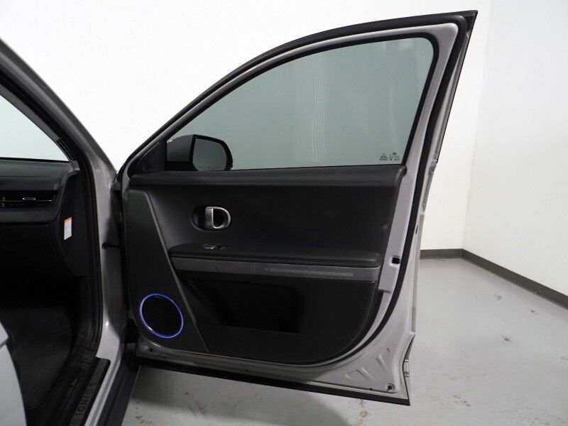 2023 Hyundai IONIQ 5 Limited AWD *HEADS-UP DISPLAY, PANORAMA GLASS ROOF, NAVIGATION, ADAPTIVE CRUISE, 360 VIEW CAMERAS, SMART PARKING, CLIMATE SEATS, HEATED STEERING, WIRELESS CHARGING, BOSE AUDIO, APPLE CARPLAY Round Rock TX