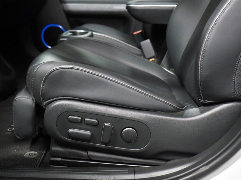 2023 Hyundai IONIQ 5 Limited AWD *HEADS-UP DISPLAY, PANORAMA GLASS ROOF, NAVIGATION, ADAPTIVE CRUISE, 360 VIEW CAMERAS, SMART PARKING, CLIMATE SEATS, HEATED STEERING, WIRELESS CHARGING, BOSE AUDIO, APPLE CARPLAY Round Rock TX