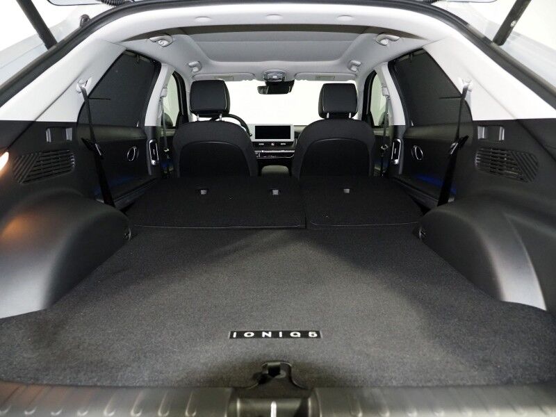 2023 Hyundai IONIQ 5 Limited AWD *HEADS-UP DISPLAY, PANORAMA GLASS ROOF, NAVIGATION, ADAPTIVE CRUISE, 360 VIEW CAMERAS, SMART PARKING, CLIMATE SEATS, HEATED STEERING, WIRELESS CHARGING, BOSE AUDIO, APPLE CARPLAY Round Rock TX