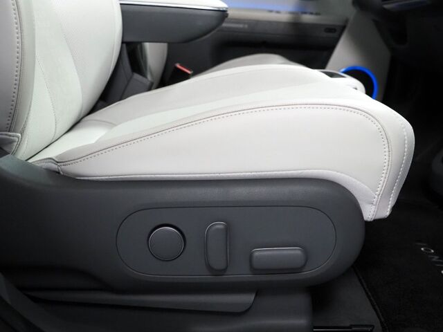 2023 Hyundai IONIQ 5 Limited AWD *HEADS-UP DISPLAY, PANORAMA GLASS ROOF, NAVIGATION, ADAPTIVE CRUISE, 360 VIEW CAMERAS, SMART PARKING, CLIMATE SEATS, HEATED STEERING, WIRELESS CHARGING, BOSE AUDIO, APPLE CARPLAY Round Rock TX