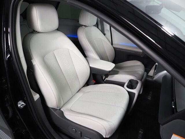 2023 Hyundai IONIQ 5 Limited AWD *HEADS-UP DISPLAY, PANORAMA GLASS ROOF, NAVIGATION, ADAPTIVE CRUISE, 360 VIEW CAMERAS, SMART PARKING, CLIMATE SEATS, HEATED STEERING, WIRELESS CHARGING, BOSE AUDIO, APPLE CARPLAY Round Rock TX