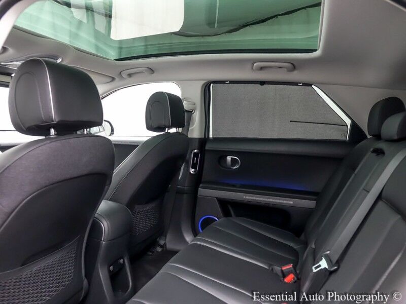 2023 Hyundai IONIQ 5 Limited PRICE INCLUDES $4000 IRS TAX CREDIT!! YOU MUST QUALIFY!! Willowbrook IL
