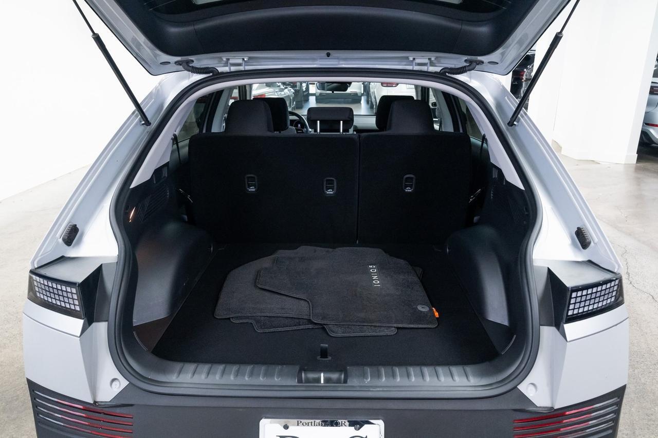 2023 Hyundai IONIQ 5 SE 1 Owner Heated Seats Lane Keep Assist Portland OR