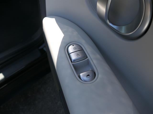 2023 Hyundai IONIQ 5 SE Standard Range
