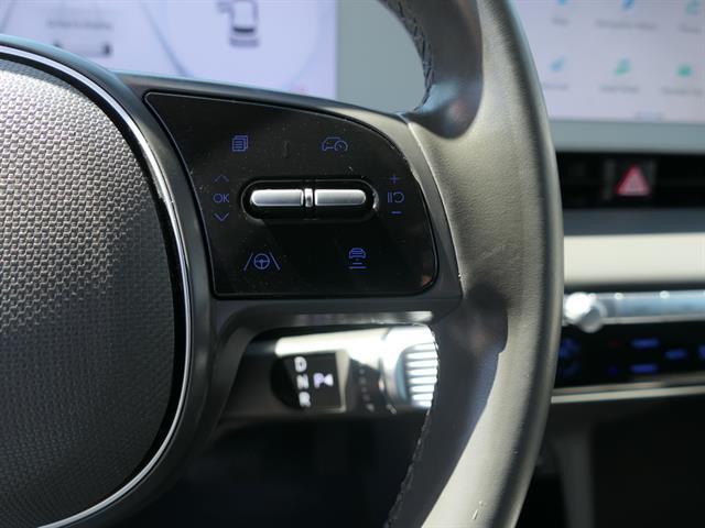 2023 Hyundai IONIQ 5 SE Standard Range