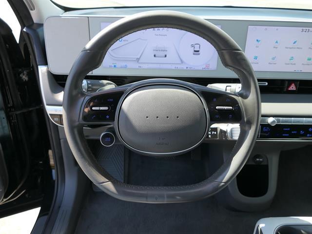 2023 Hyundai IONIQ 5 SE Standard Range