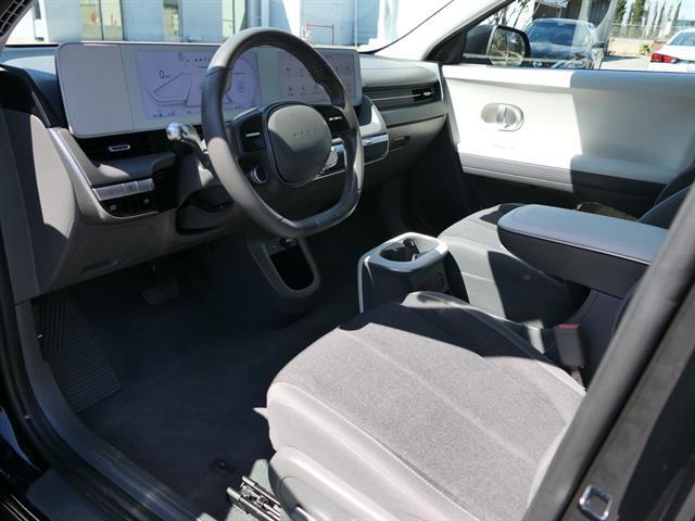 2023 Hyundai IONIQ 5 SE Standard Range