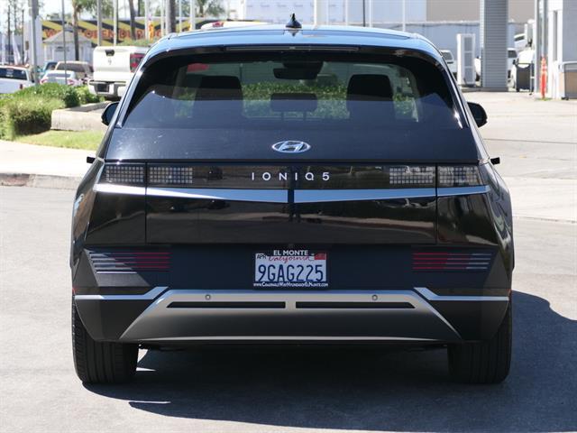 2023 Hyundai IONIQ 5 SE Standard Range